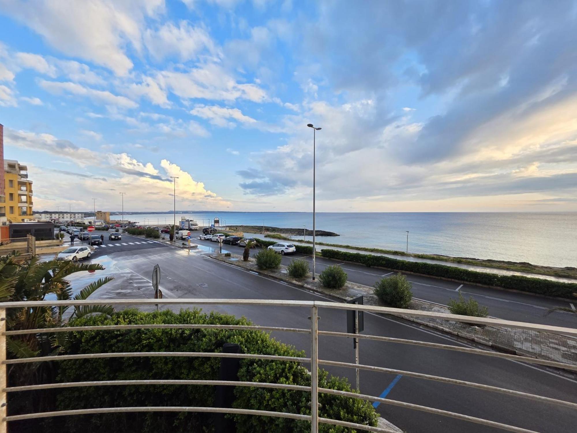 Appartamento Angolo Blu Fronte Mare *